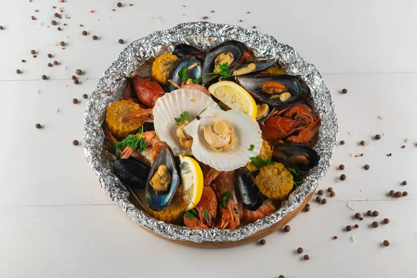 Соте из морепродуктов с молодой кукурузой