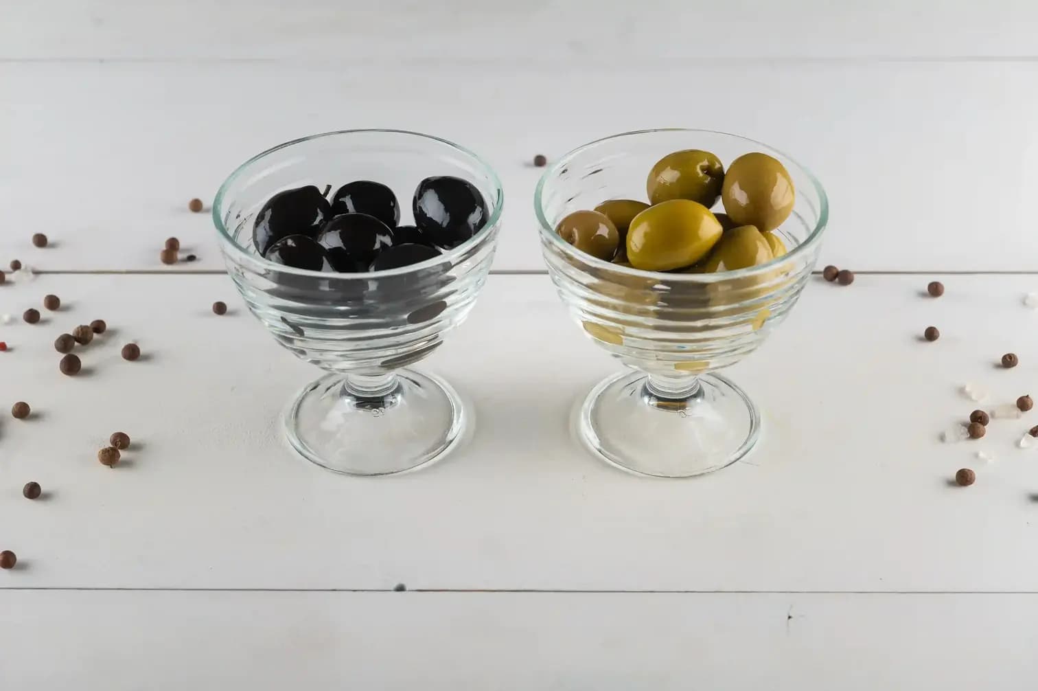 Маслины, оливки