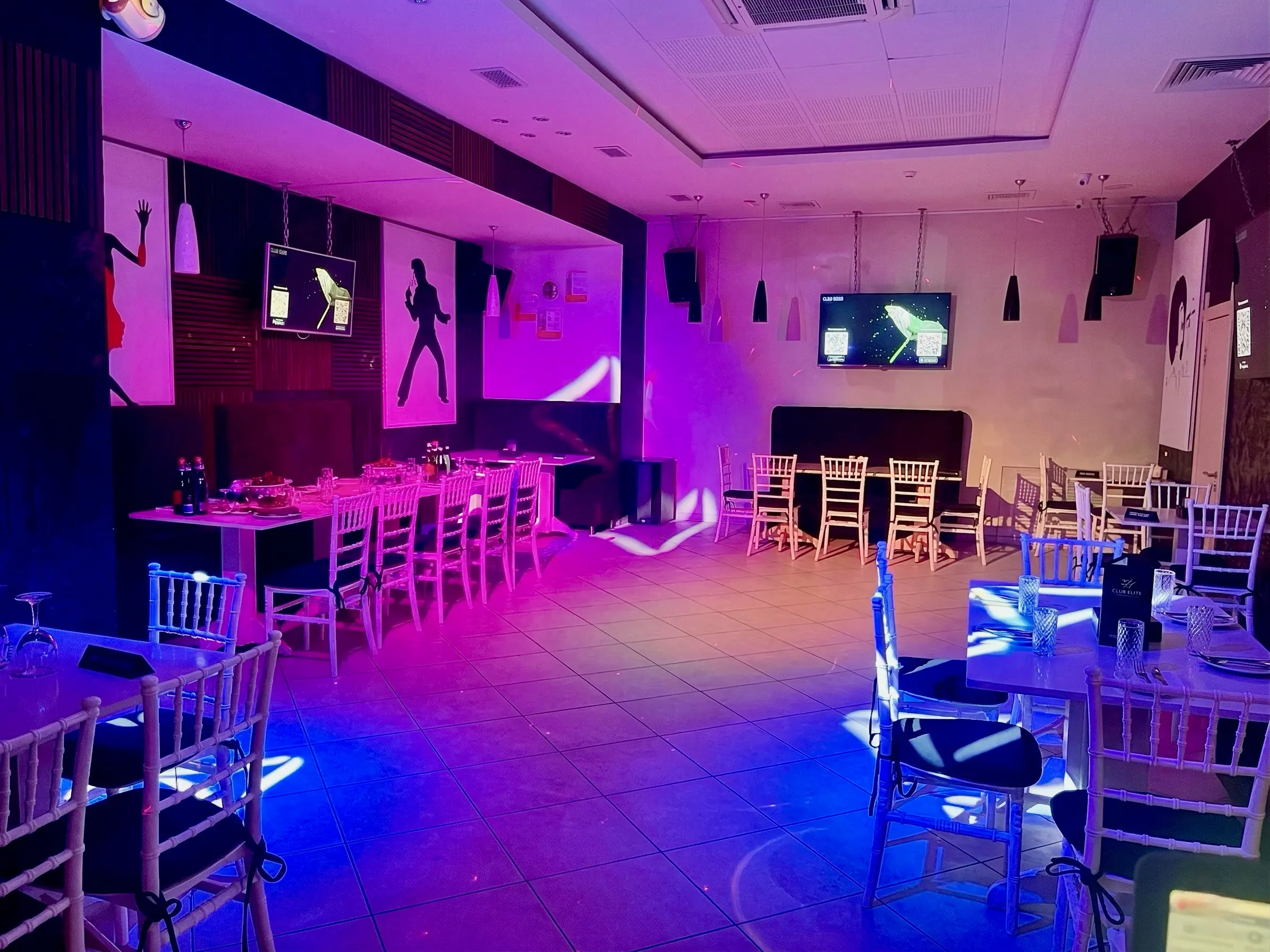 Караоке-зал